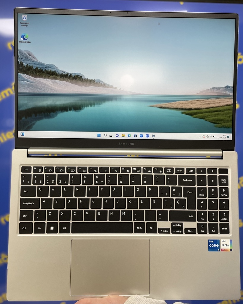 Samsung Galaxy Book 2